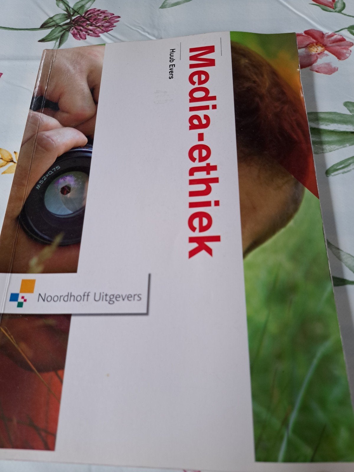 L: Media-ethiek - Huub Evers (Noordhoff Uitgevers), Gelezen, Huub Evers, Gamma, HBO