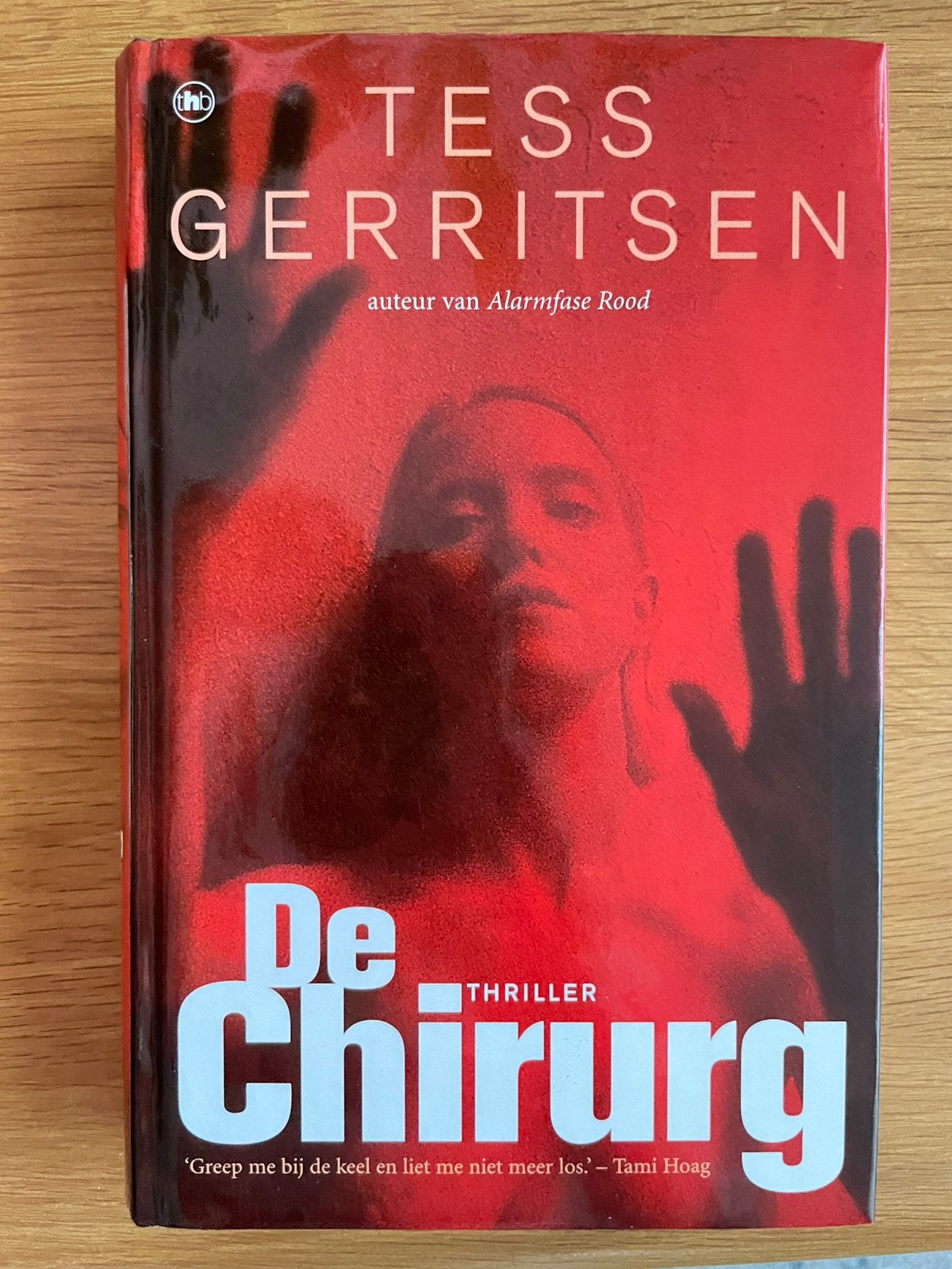 De chirurg Tess Gerritsen, Ophalen of Verzenden, Zo goed als nieuw