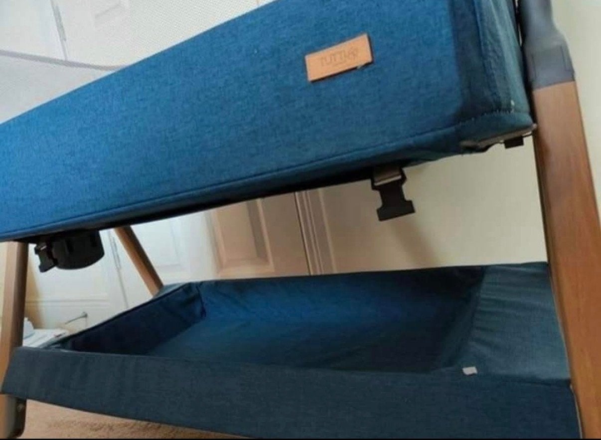 Tutti Bambini CoZee Bedside Crib - Blauw, Ophalen of Verzenden, Zo goed als nieuw, Wieg