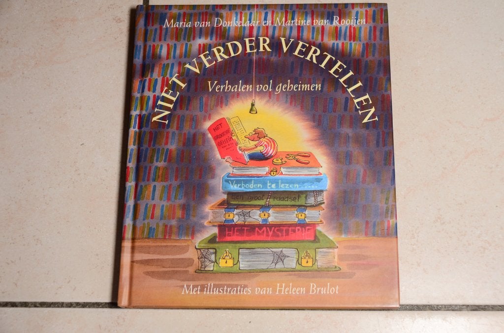 Niet verder vertellen / Maria van Donkelaar M van Rooijen, Ophalen of Verzenden, Zo goed als nieuw, Fictie algemeen, Voorleesboek