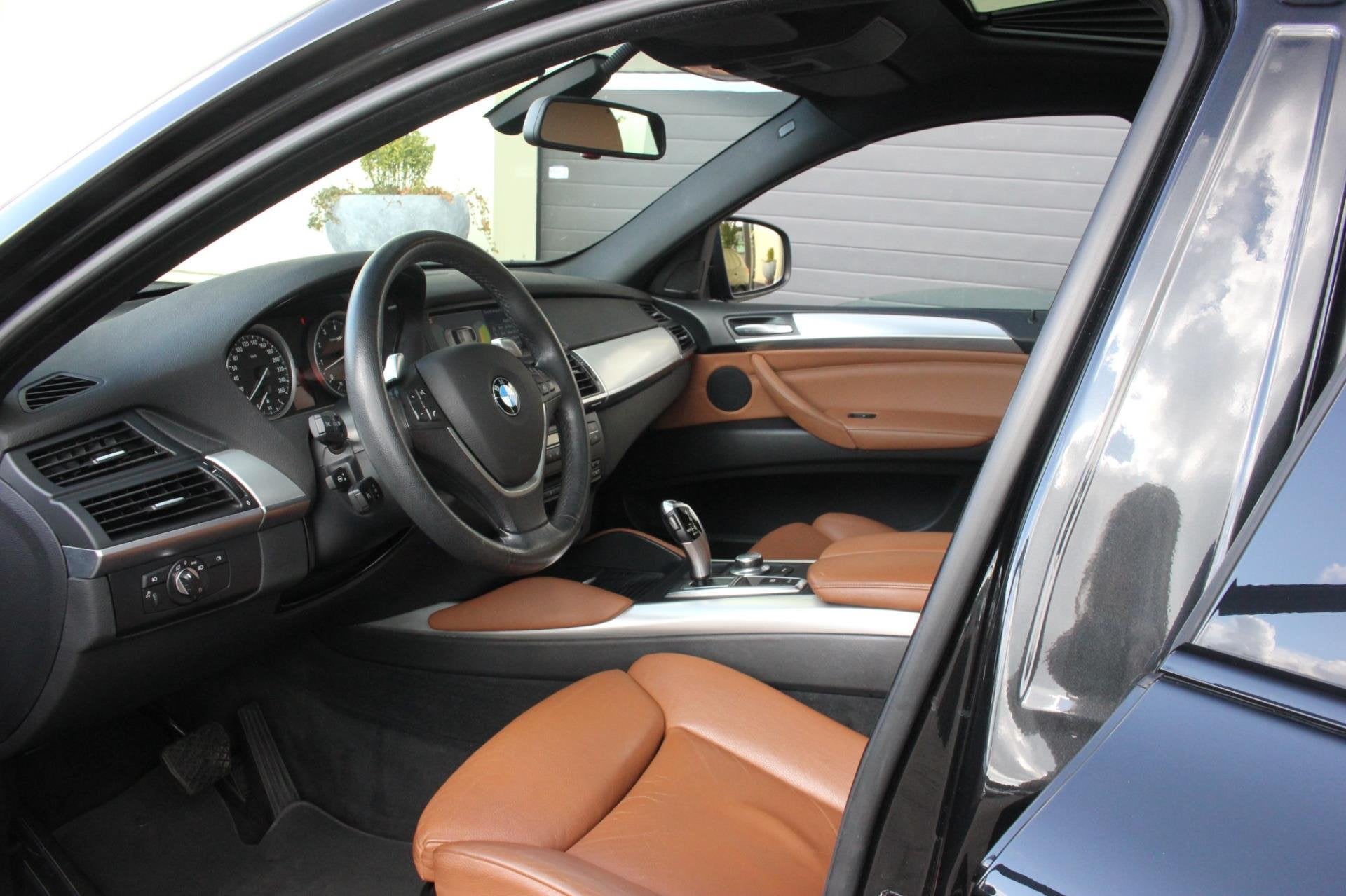 BMW X6 xDrive35i High Executive | Origineel Nederlands |, Auto's, Dealer onderhouden, Gebruikt, Zwart, Vierwielaandrijving