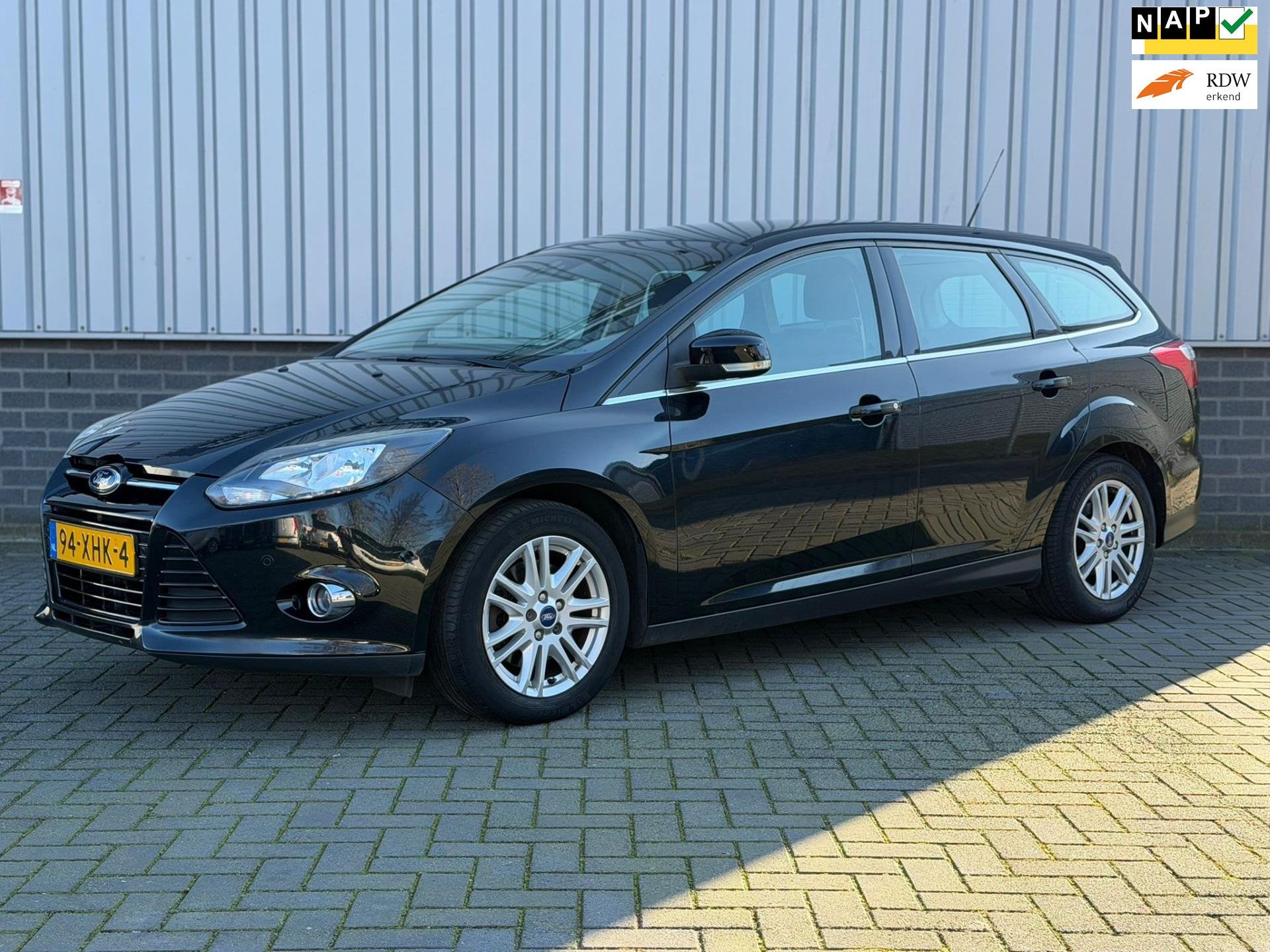 Ford Focus Wagon 1.6 EcoBoost Lease Titanium |Airco|Navi|Cru, Auto's, Gebruikt, Zwart, 4 cilinders, 150 pk
