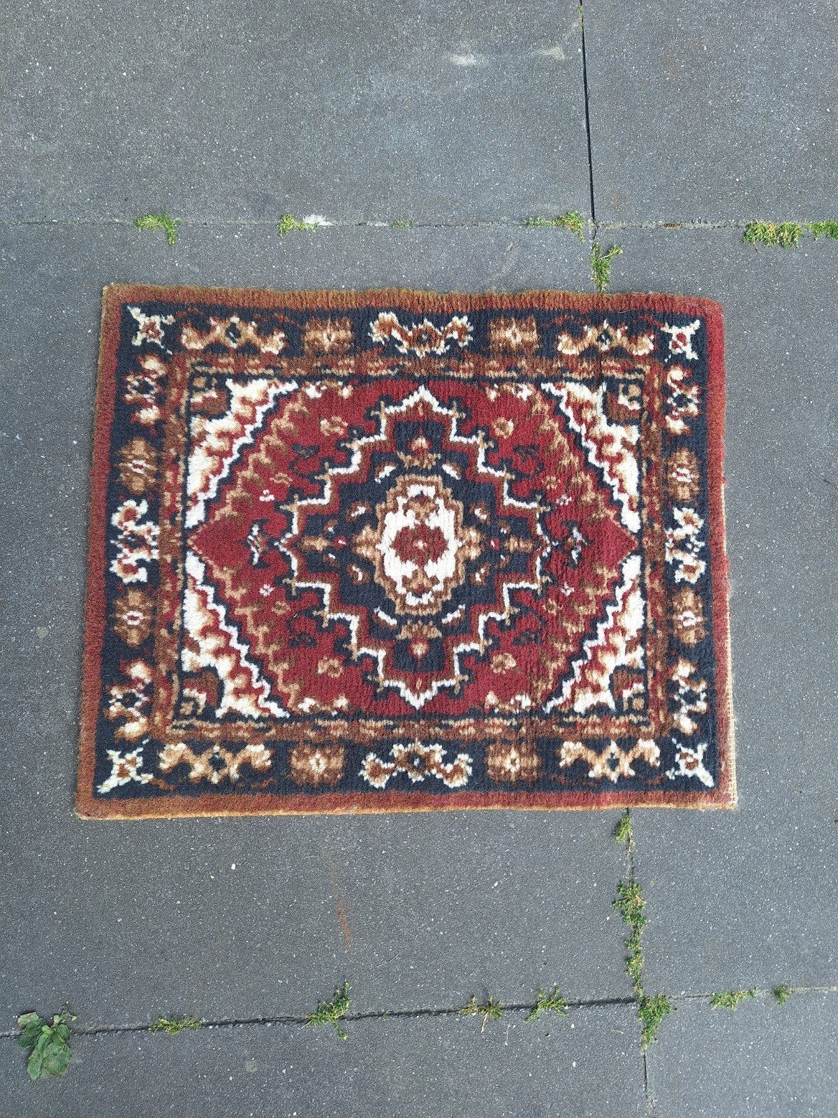 Vintage Perzisch tapijtje, rood/blauw/beige, 48x49 cm, Minder dan 50 cm, Gebruikt, Vierkant, Minder dan 50 cm
