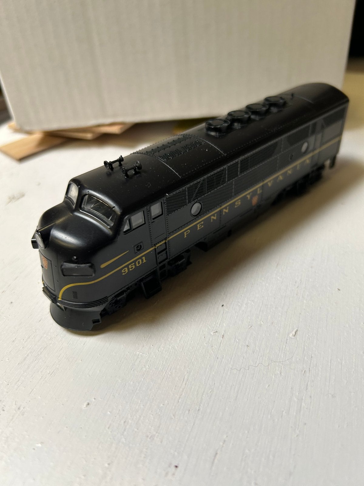 Kato pennsylvania 9501 digitaal H0, Hobby en Vrije tijd, Modeltreinen | H0, Zo goed als nieuw, Ophalen, Overige merken, Gelijkstroom