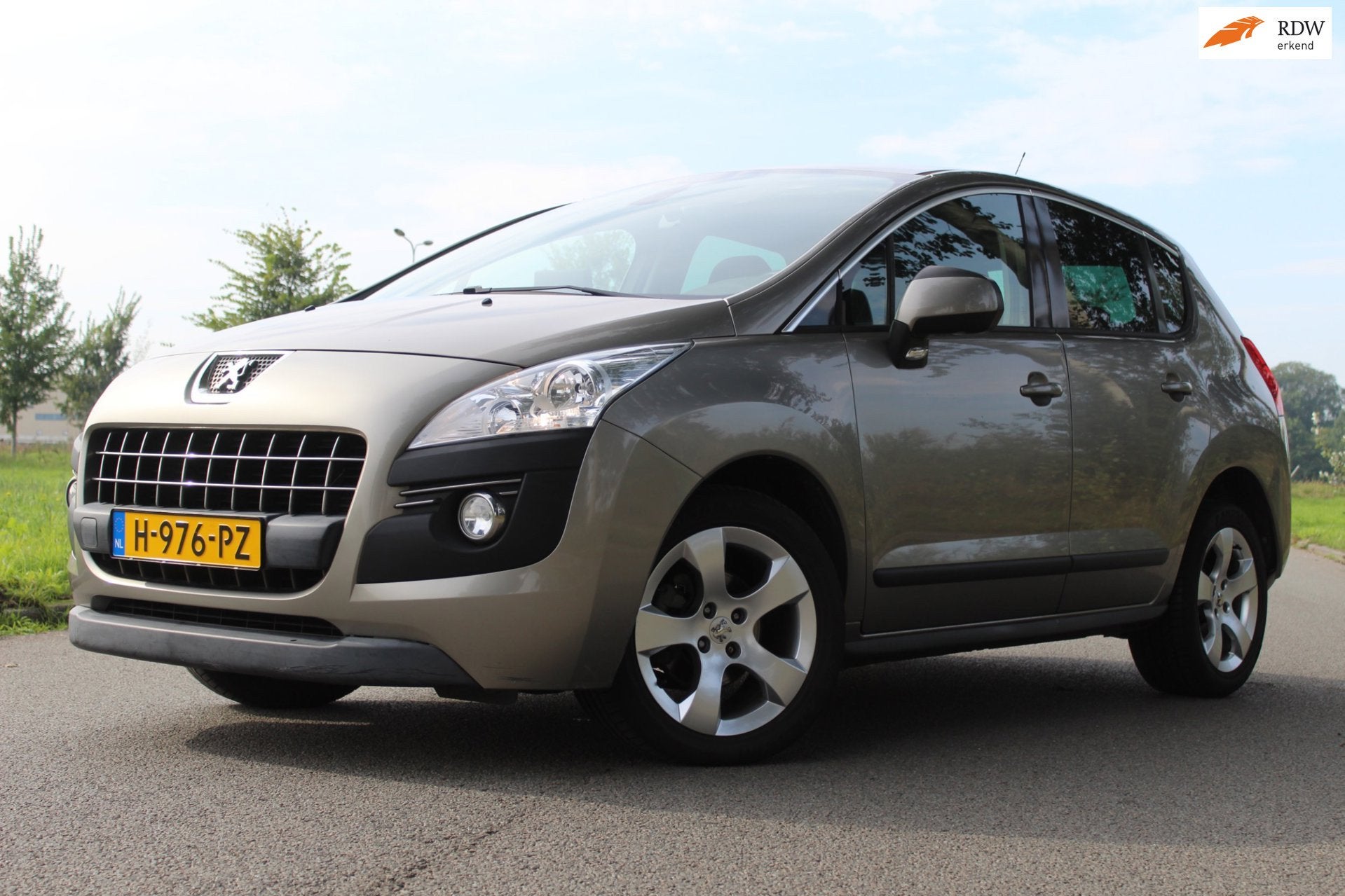Peugeot 3008 1.6 VTi Blue Lease 120 pk | APK T/M 8-10-2027 |, Voorwielaandrijving, Gebruikt, Zwart, 4 cilinders