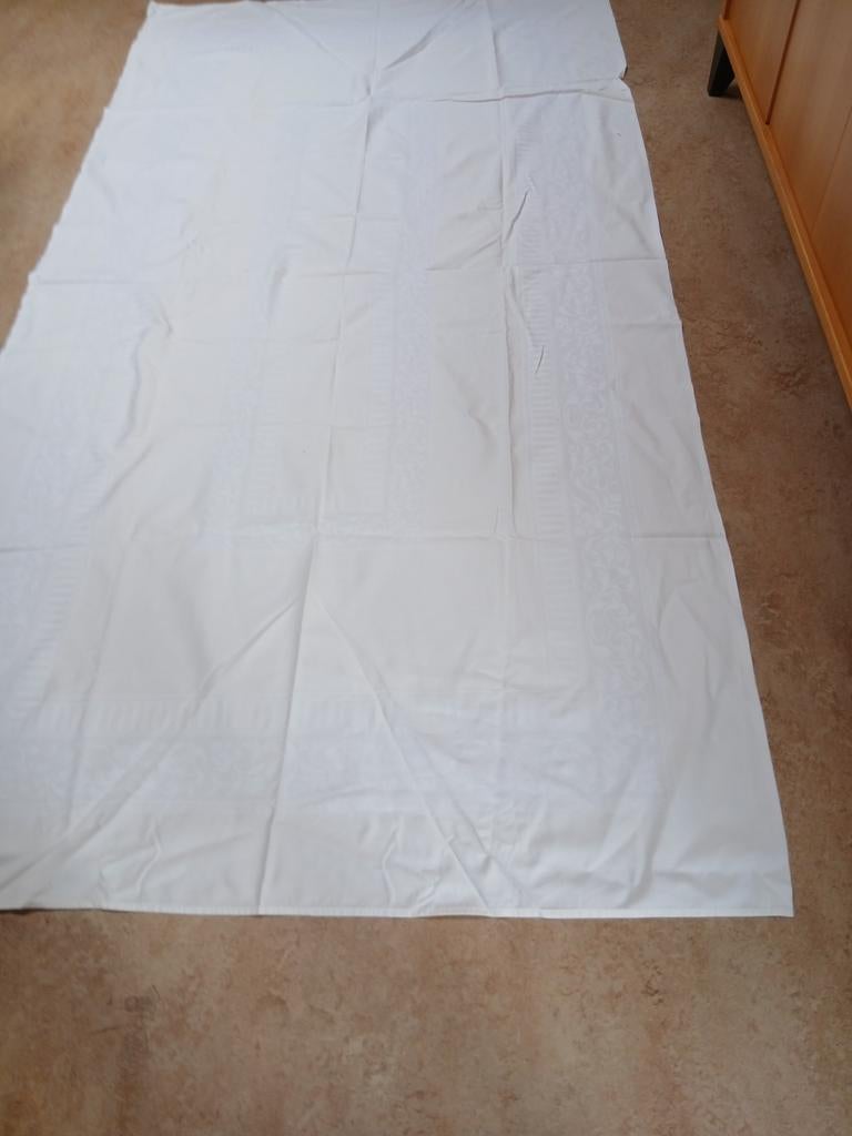 Wit katoenen tafellaken Hema 135 x 260 cm, Ophalen, Gebruikt, Wit
