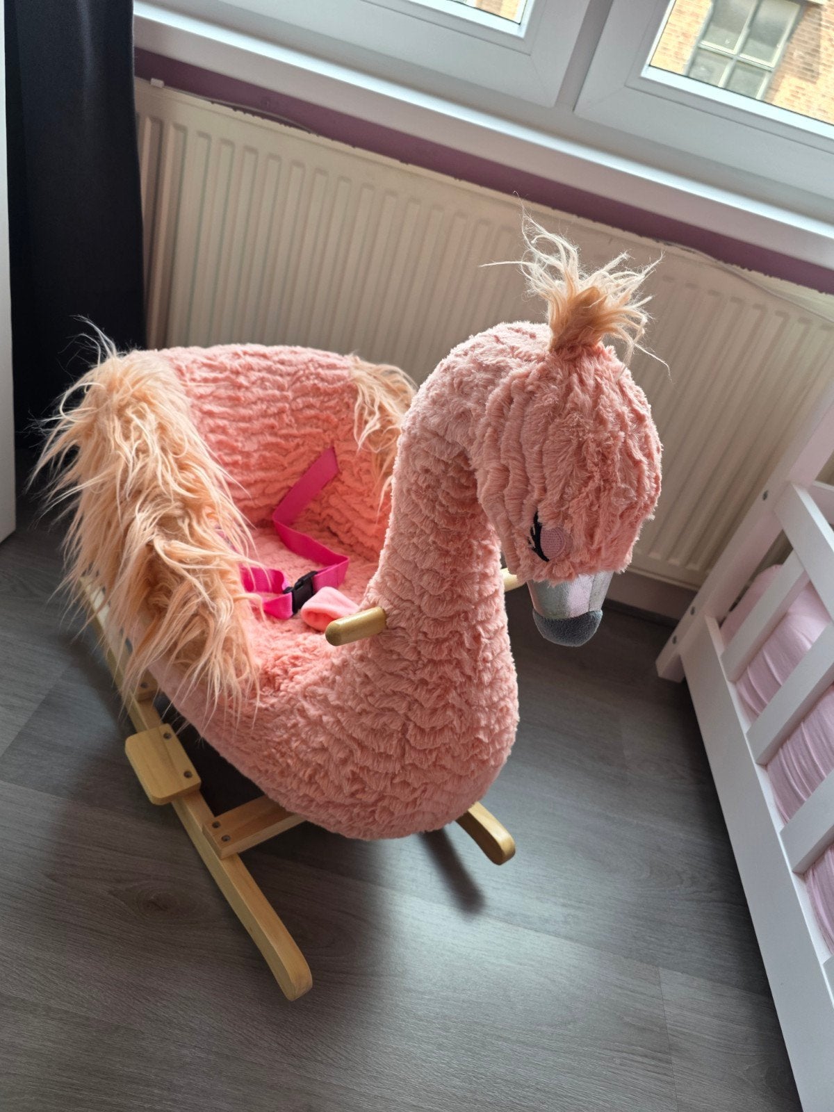 Mamaloes flamingo hobbelpaard met geluid, zo goed als nieuw, Ophalen, Zo goed als nieuw