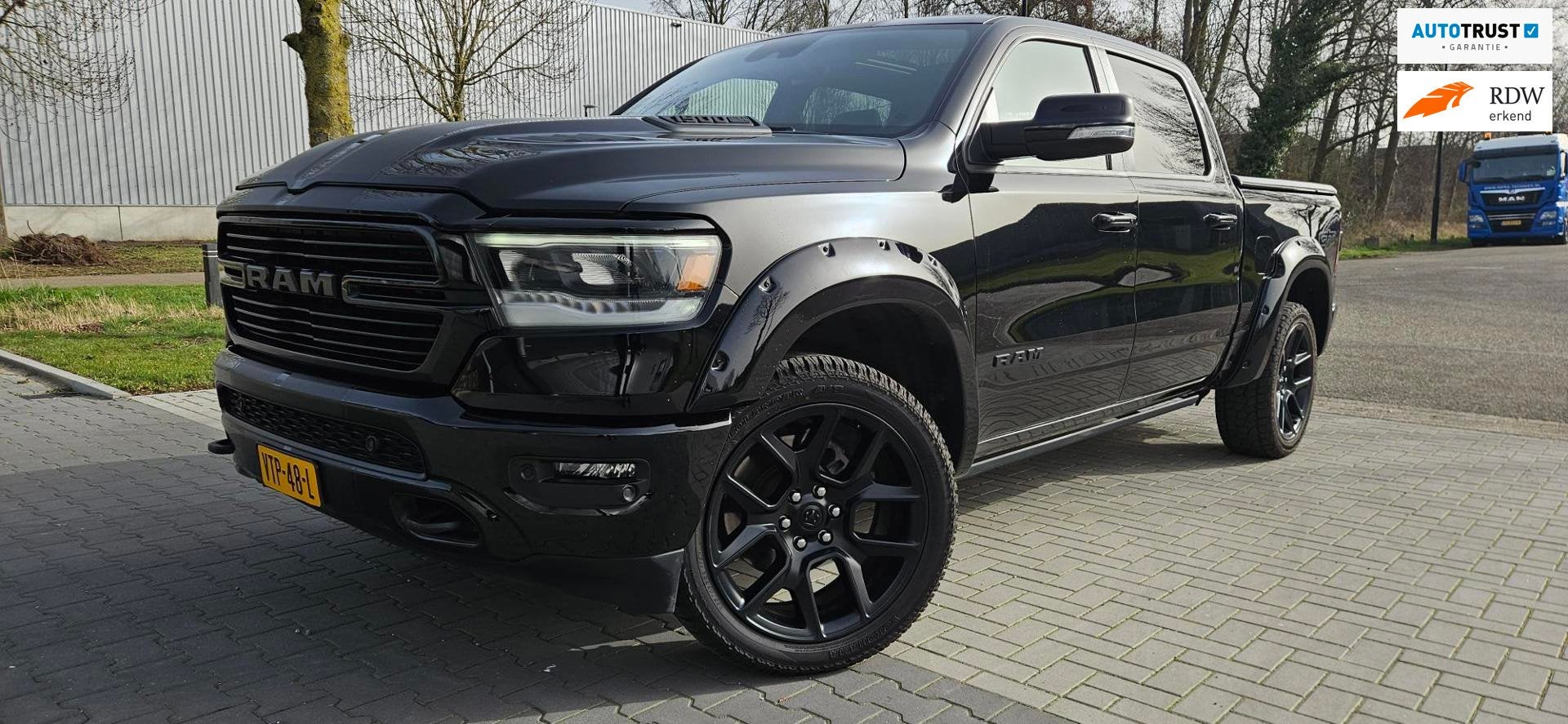 Dodge Ram 1500 5.7 V8 4x4 GT Pano Luchtvering LPG Carplay®, Auto's, Automaat, Gebruikt, 5654 cc, Zwart