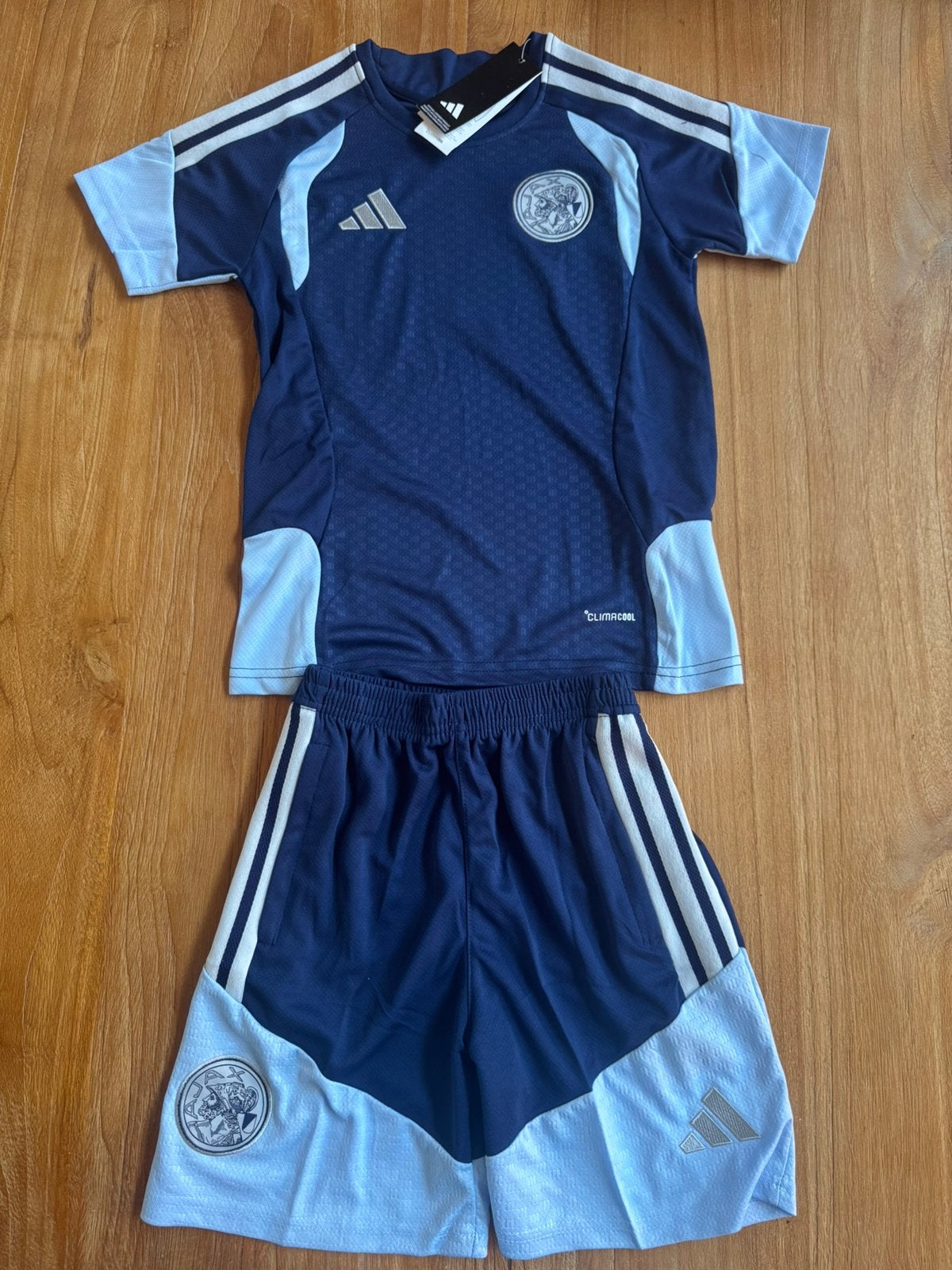 Kinder ajax tenues verschillende soorten vanaf 2 t/m 13 jaar, Sport en Fitness, Maat XS of kleiner, Ophalen of Verzenden, Nieuw