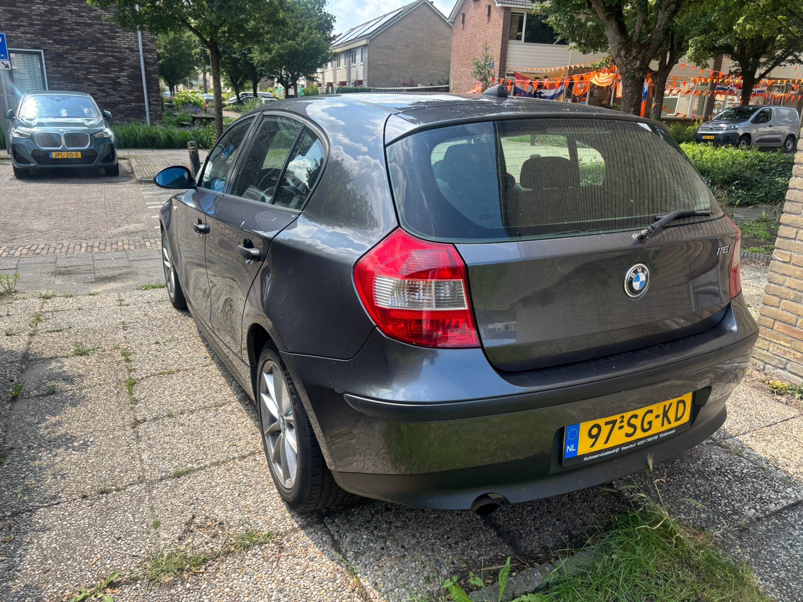 BMW 1-Serie 1.6 116i 2006 AIRCO | APK 04-2027, Auto's, 1596 cc, Zwart, 4 cilinders, 635 kg