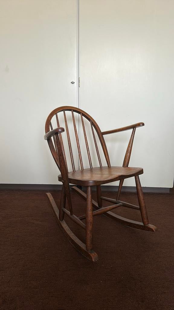 Vintage kleine (kinder)schommelstoel - Rustiek Design, Antiek en Kunst, Ophalen