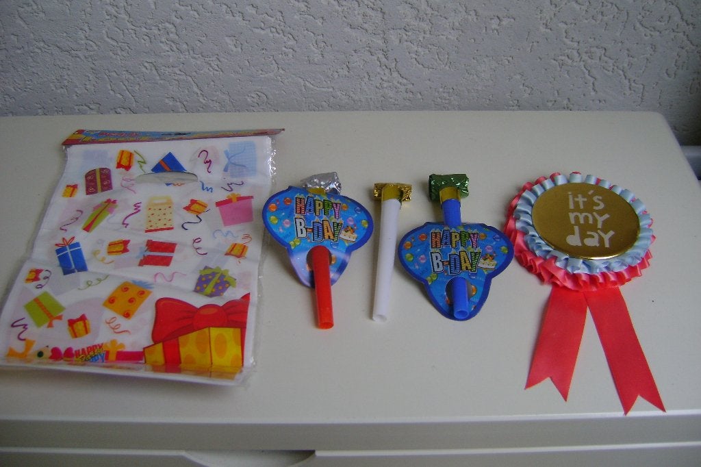 nieuw verjaardagsset button it,s my day uitklapbare waaiers, Ophalen of Verzenden, Nieuw, Feestartikel, Verjaardag