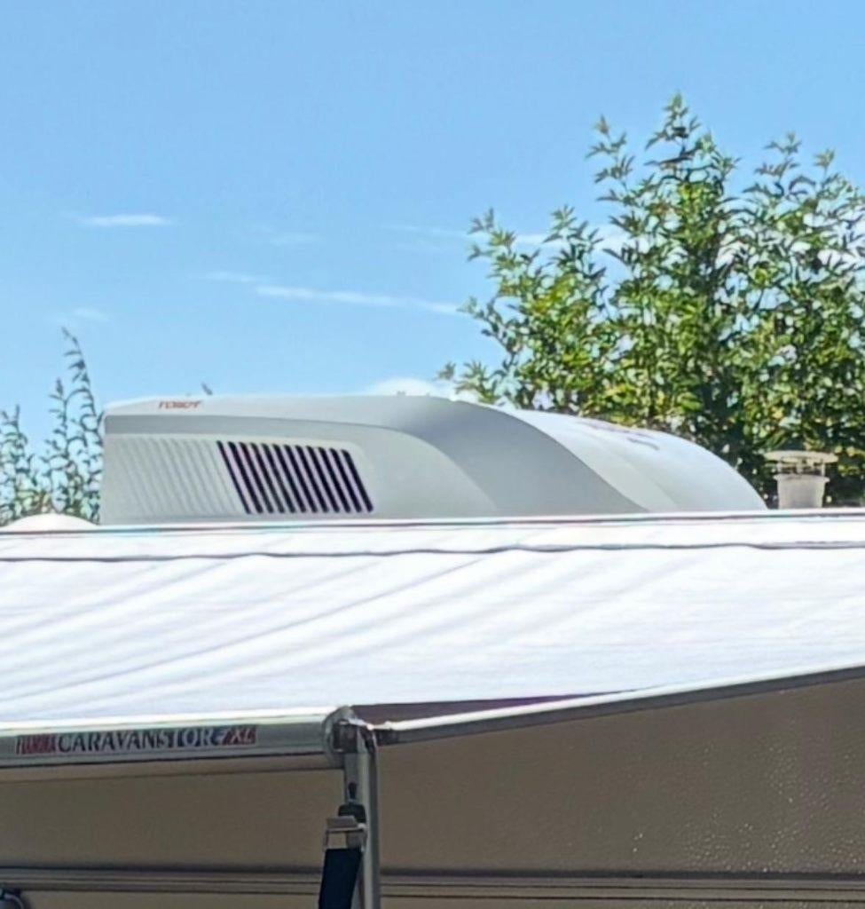 Tosot dakairco caravan en camper uit 2024, Ophalen, Zo goed als nieuw
