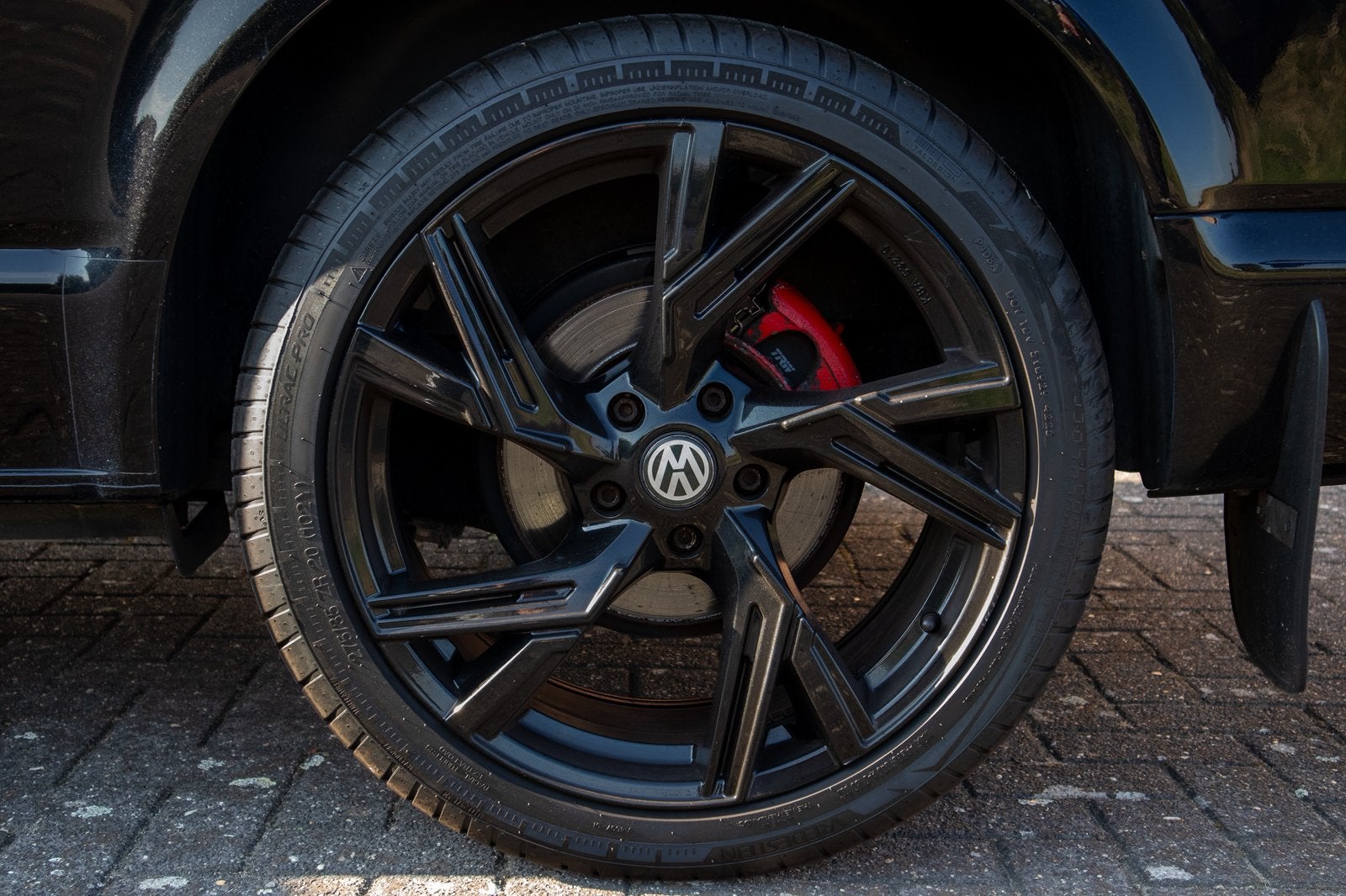 Foto 9 van VW Transporter T6.1 L2H1 DSG Koppejan styling