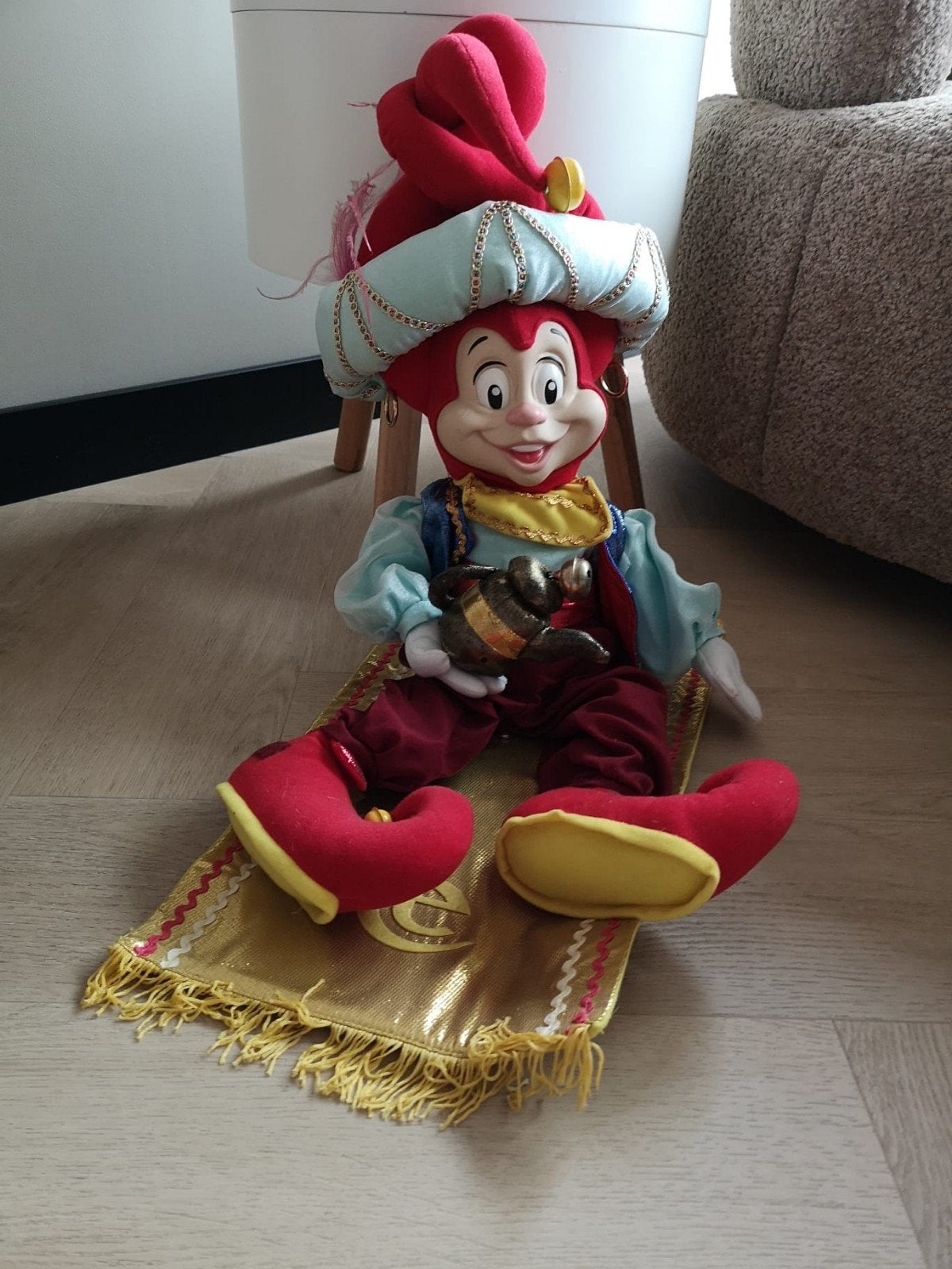 Pardoes knuffel op vliegend tapijt- Efteling, Kinderen en Baby's, Speelgoed | Knuffels en Pluche, Ophalen, Gebruikt, Overige merken