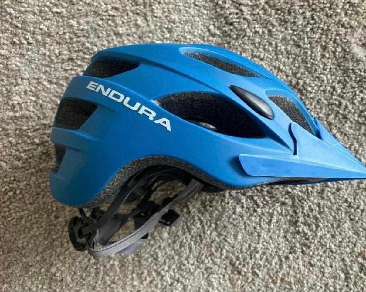 Endura fietshelm, Ophalen of Verzenden, Zo goed als nieuw, Heer of Dame