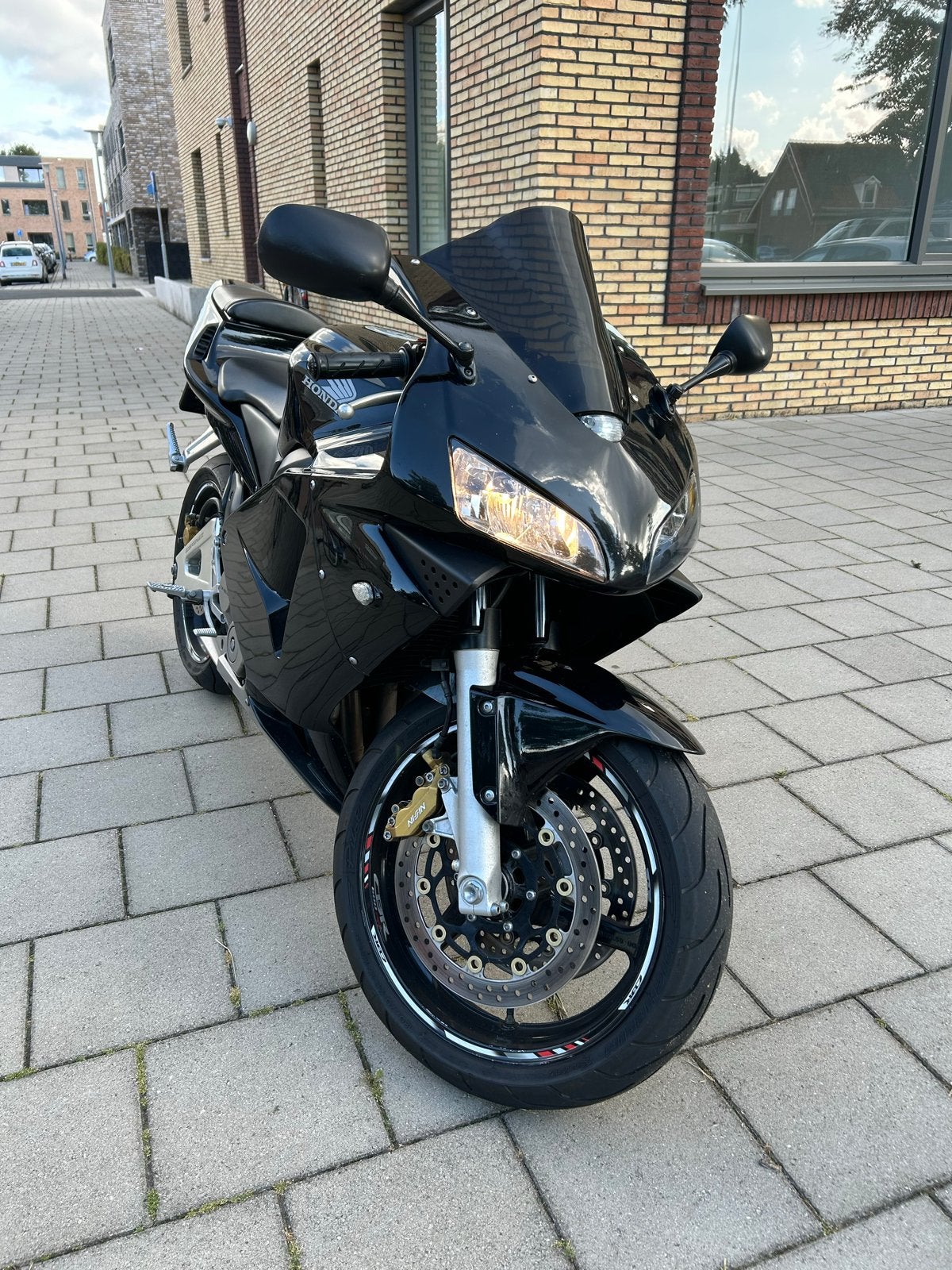 Honda CBR 600 RR akrapovic uitlaat, Sportuitlaat, 4 cilinders, Motorrijbewijs A, Gebruikt