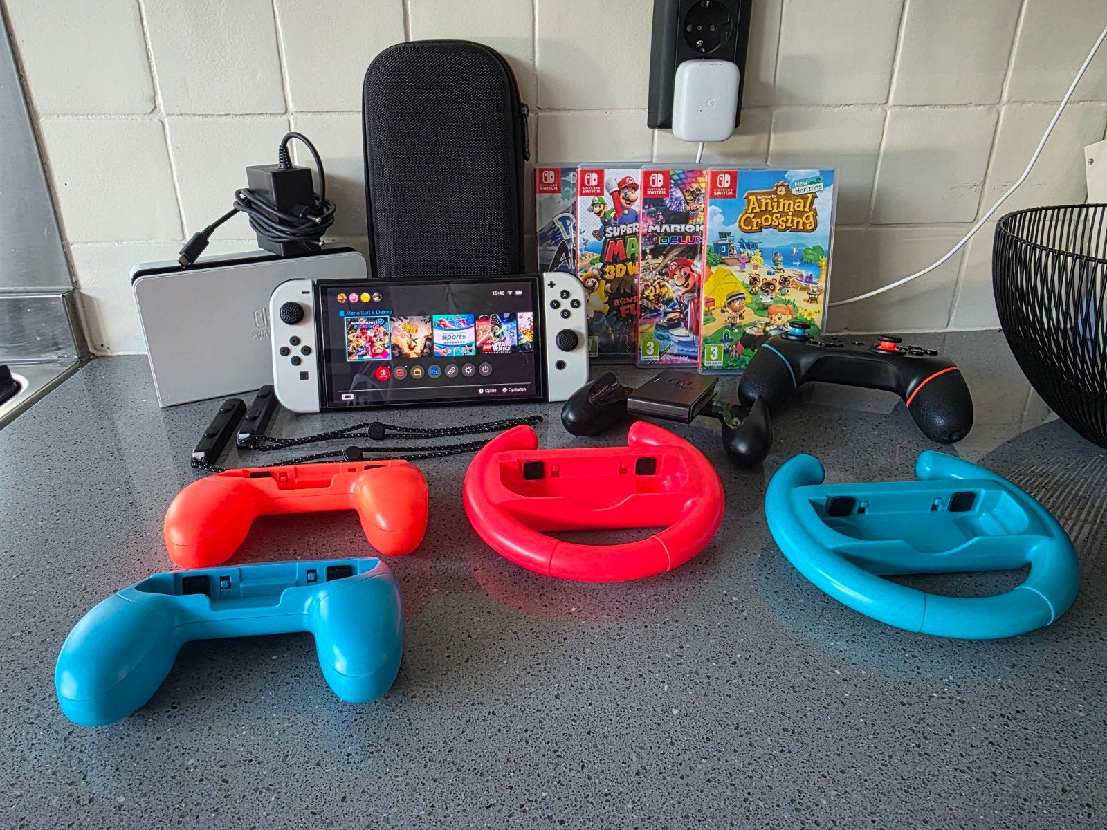 Nintendo Switch OLED - compleet in goede staat, Met games, Met 2 controllers, Zo goed als nieuw, Switch OLED