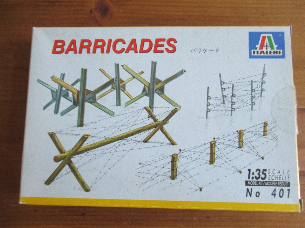 Barricades  (Italeri 1/35), Ophalen of Verzenden, Zo goed als nieuw, 1:35 tot 1:50, Diorama