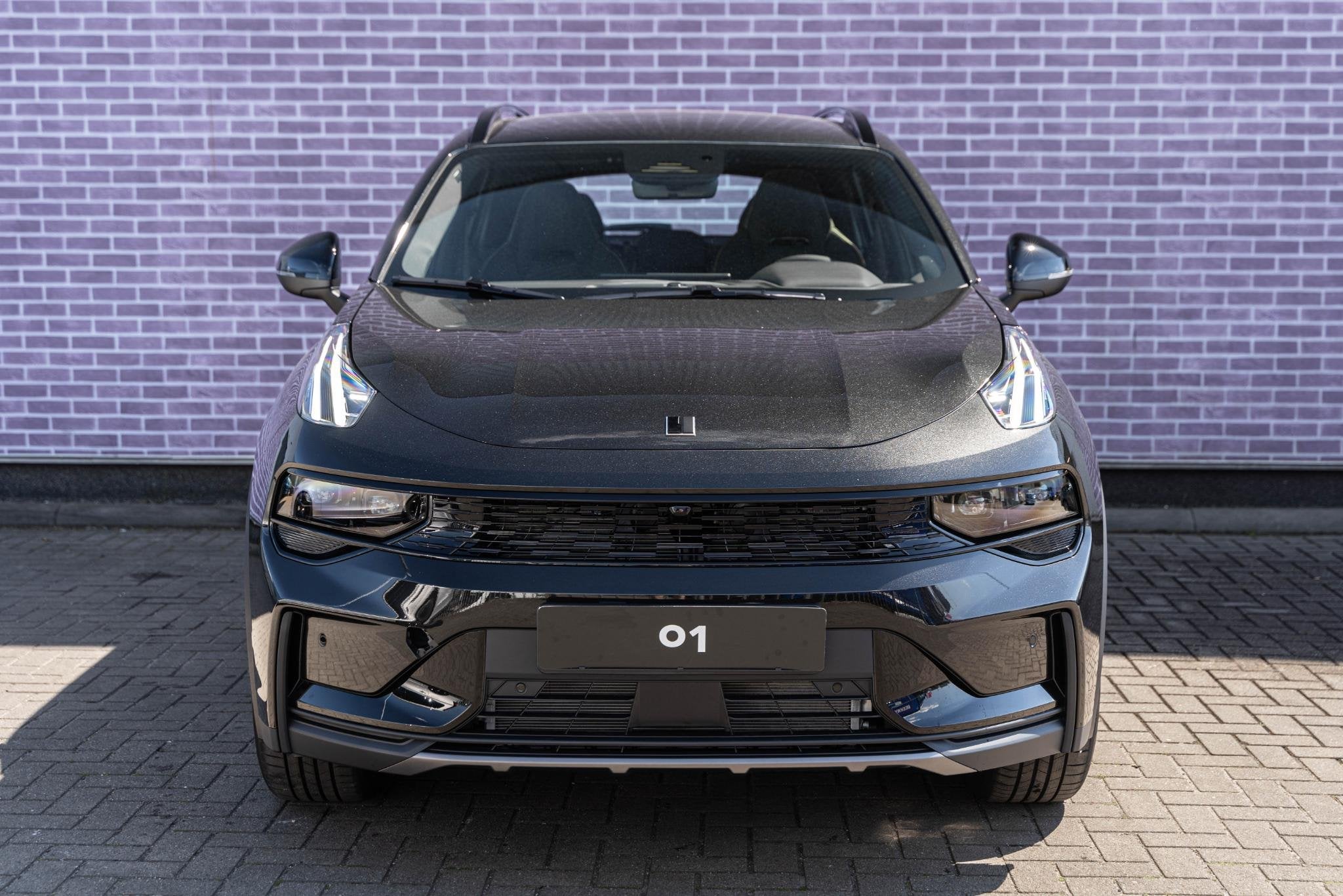 Lynk & Co 01 1.5 Core | Achteruitrijcamera | Parkeersensoren, Auto's, Euro 6, 4 cilinders, Alcantara, Zwart