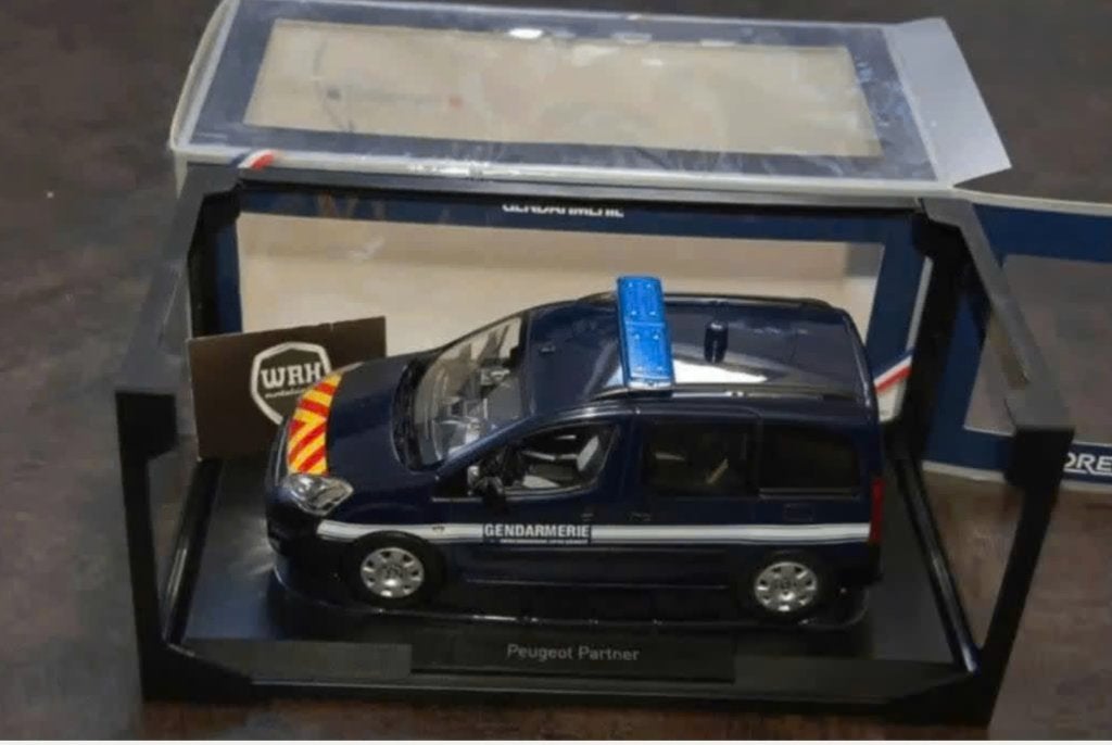 1:18 PEUGEOT PARTNER 2018 POLITIE Gendarmerie Norev WRH, Verzenden, Zo goed als nieuw, Auto, Norev