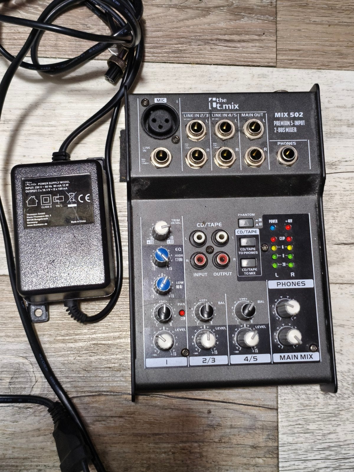 the t.mix mix 502 5-kanaals mixer met fantoomvoeding, Ophalen of Verzenden, Gebruikt, Minder dan 5 kanalen, Microfooningang