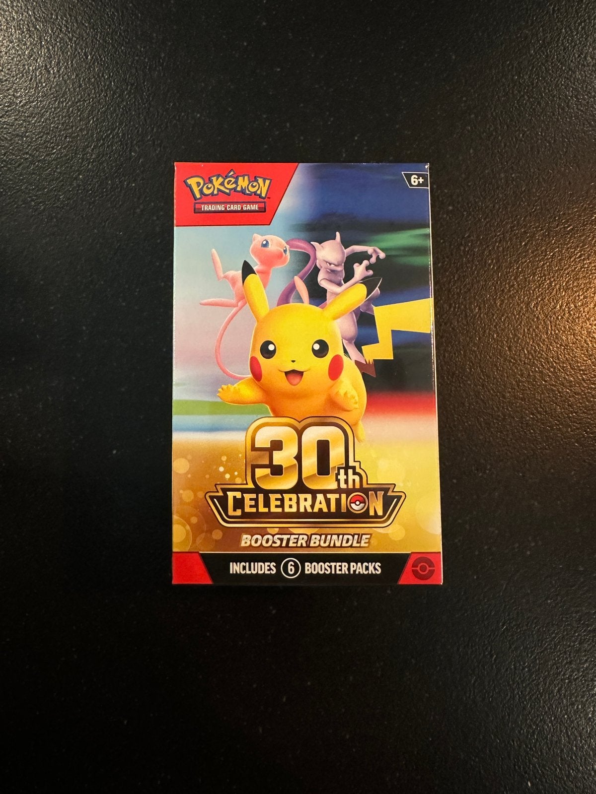 Pokémon TCG: 30th Celebration Booster Bundle (6 packs), Ophalen of Verzenden, Nieuw, Boosterbox