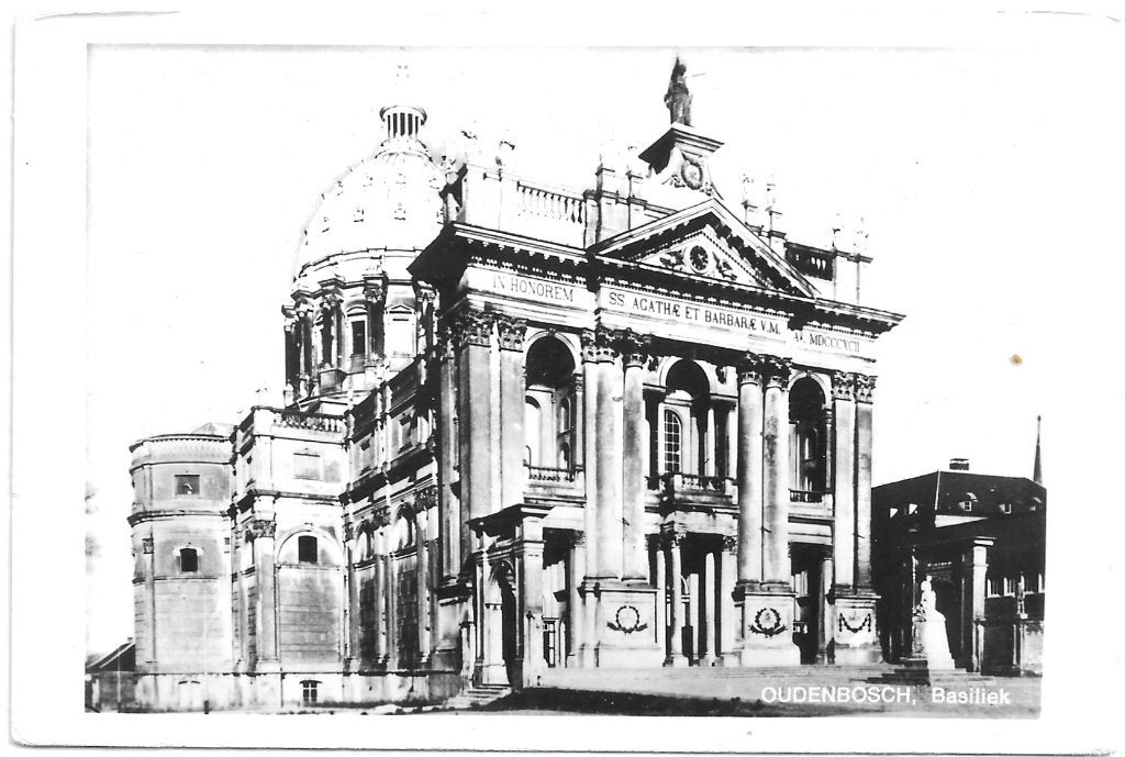 AK Oudenbosch - Basiliek, Verzamelen, Ansichtkaarten | Nederland, Verzenden, 1940 tot 1960, Ongelopen, Noord-Brabant