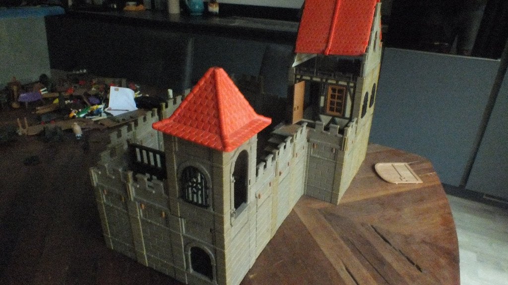 mooi  oud kasteel met vele ridders ed, Kinderen en Baby's, Speelgoed | Playmobil, Ophalen, Gebruikt, Complete set, Historisch