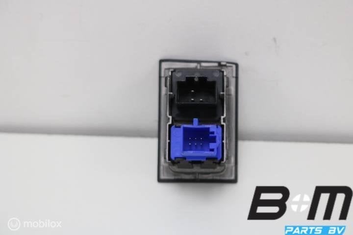 Hazard light switch VW Golf 7 RHD 5G2919225, Gebruikt