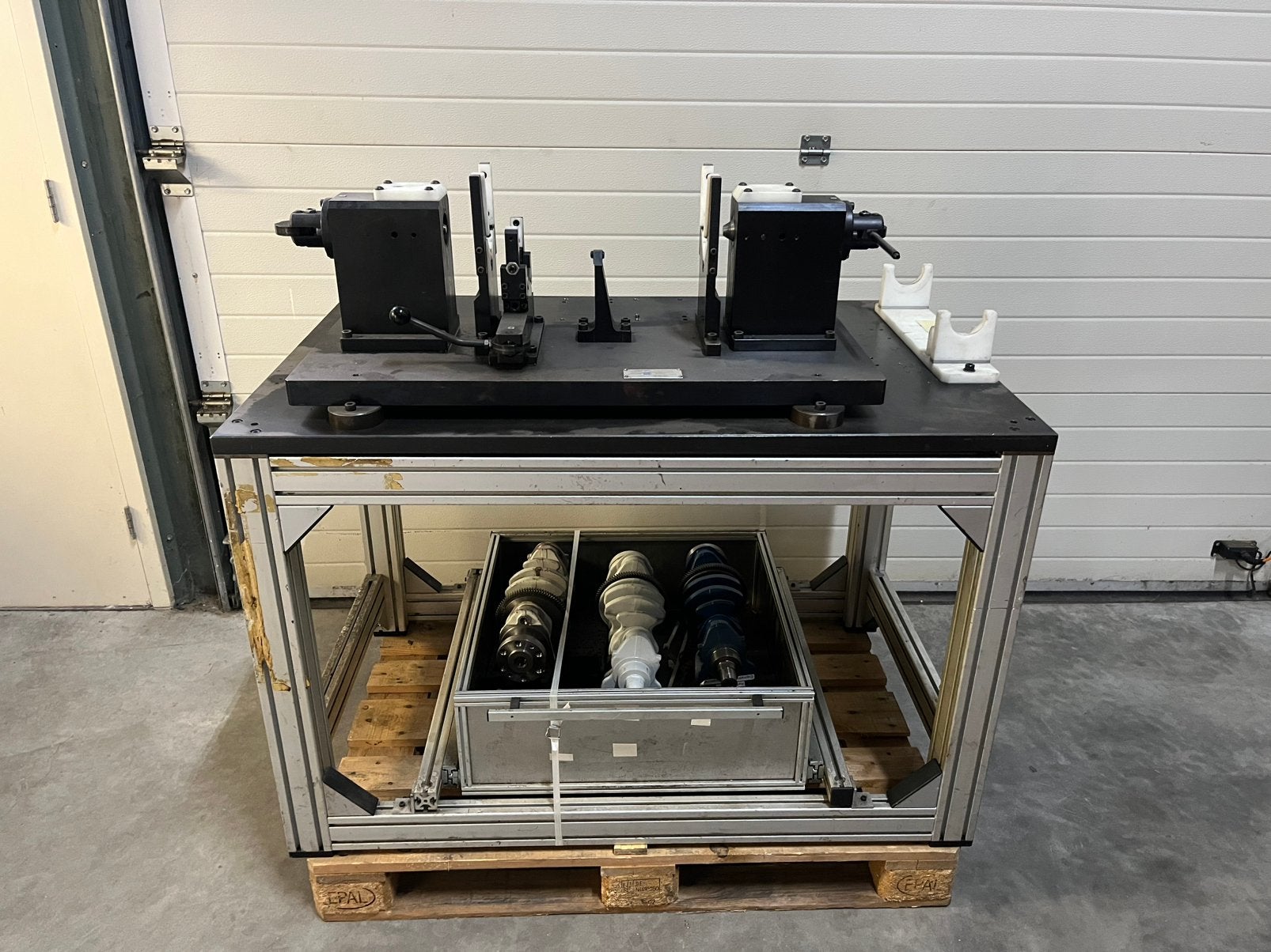 Stalen werkbank met rondloop, Ophalen, Gebruikt, 100 tot 150 cm, 75 cm of meer