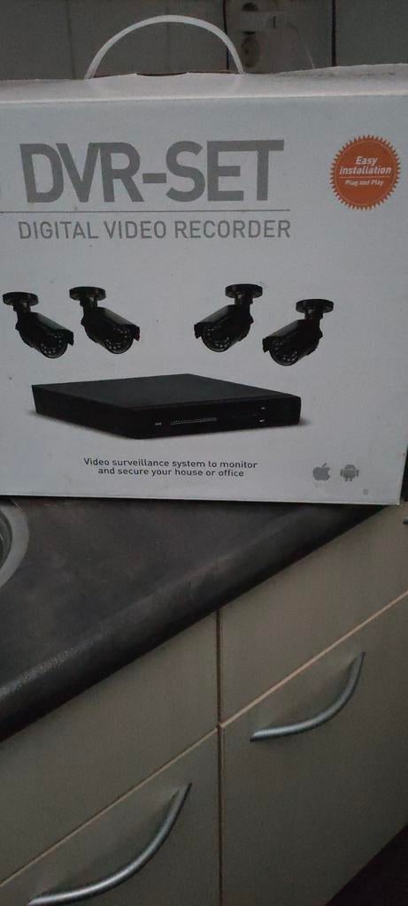 DVR-SET Digitale Video Recorder met 4 camera's, Ophalen of Verzenden, Nieuw, Binnencamera