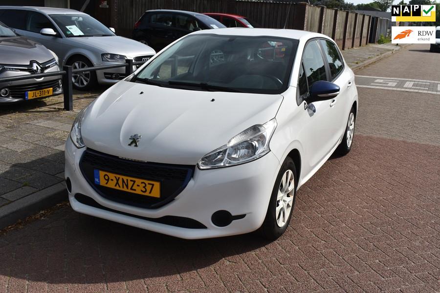 Peugeot 208 1.0 VTi LIKE, Auto's, Peugeot, Voorwielaandrijving, Euro 5, 450 kg, Gebruikt
