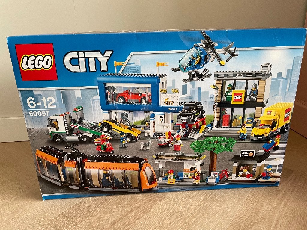LEGO City 60097 Stadsplein - Nieuw & Gesealed, Kinderen en Baby's, Speelgoed | Duplo en Lego, Compleet, City, Lego, Nieuw