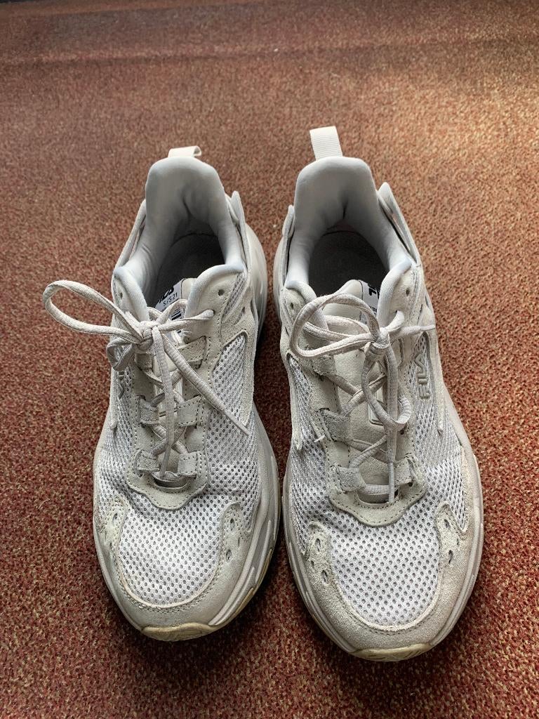 Sneakers maat 39 Fila, Beige, Ophalen of Verzenden, Sneakers of Gympen, Zo goed als nieuw