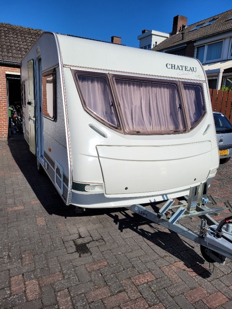 Chateau Calista 450 met Dorema tent en luifel, Caravans en Kamperen, Chateau, Rondzit, 750 - 1000 kg, Particulier