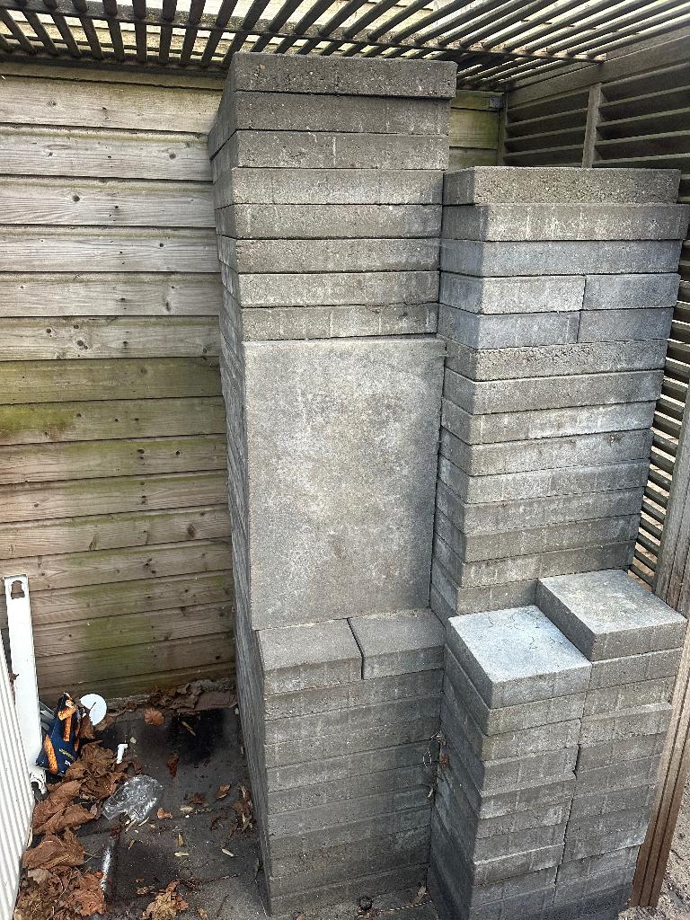 Stenen, Tuin en Terras, Tegels en Klinkers, Ophalen, Zo goed als nieuw, 10 m² of meer, Beton