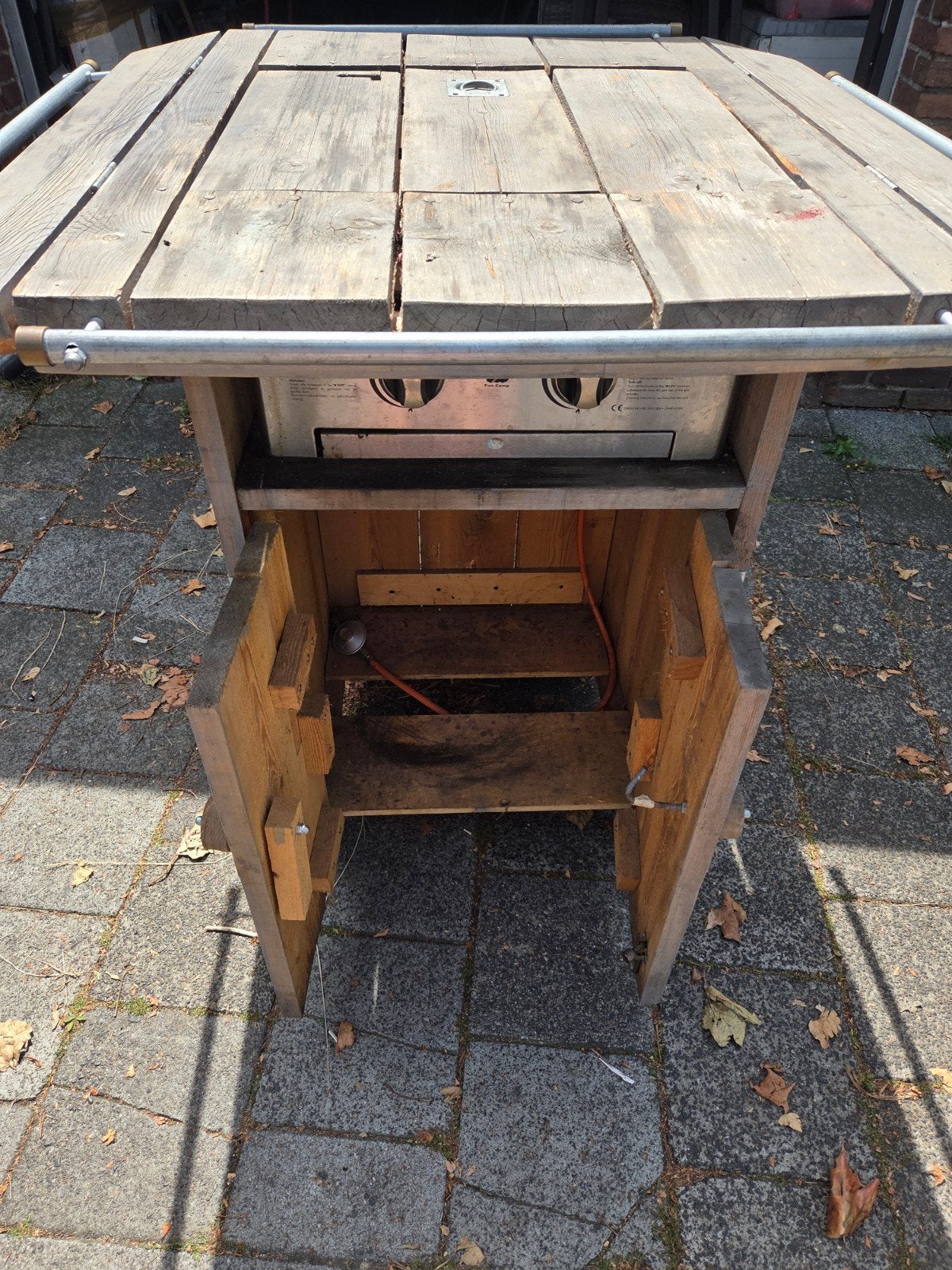 Robuuste zelfgemaakte buitenkeuken met BBQ, Tuin en Terras, Ophalen, Gebruikt, Zelfgemaakt