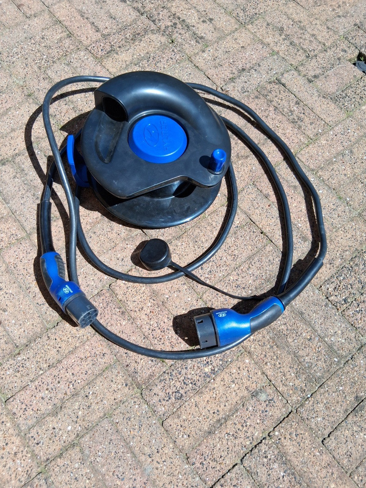 Hyundai Laadkabel Type 2 op oproller lengte 5 meter, Ophalen of Verzenden, Gebruikt, Laadkabel