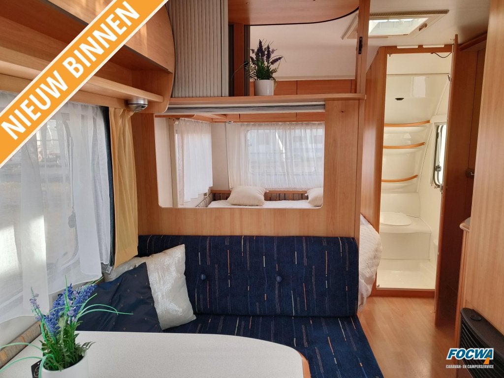 Home-Car Racer 390 ATF Fransbed Zit Tent Toilet, Caravans en Kamperen, Dwarsbed, Bedrijf, Treinzit, 750 - 1000 kg