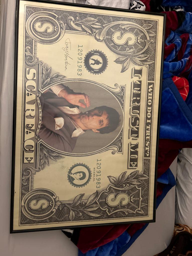 Scarface Tony Montana 'Who Do I Trust?' Ingelijste Poster, Ophalen
