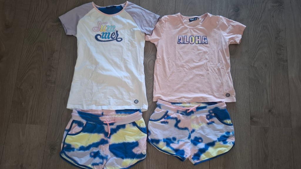 Nais setje: 2 shirts en 2 shorts, maat 158/164, zgan, Meisje, Zo goed als nieuw, Setje, Nais