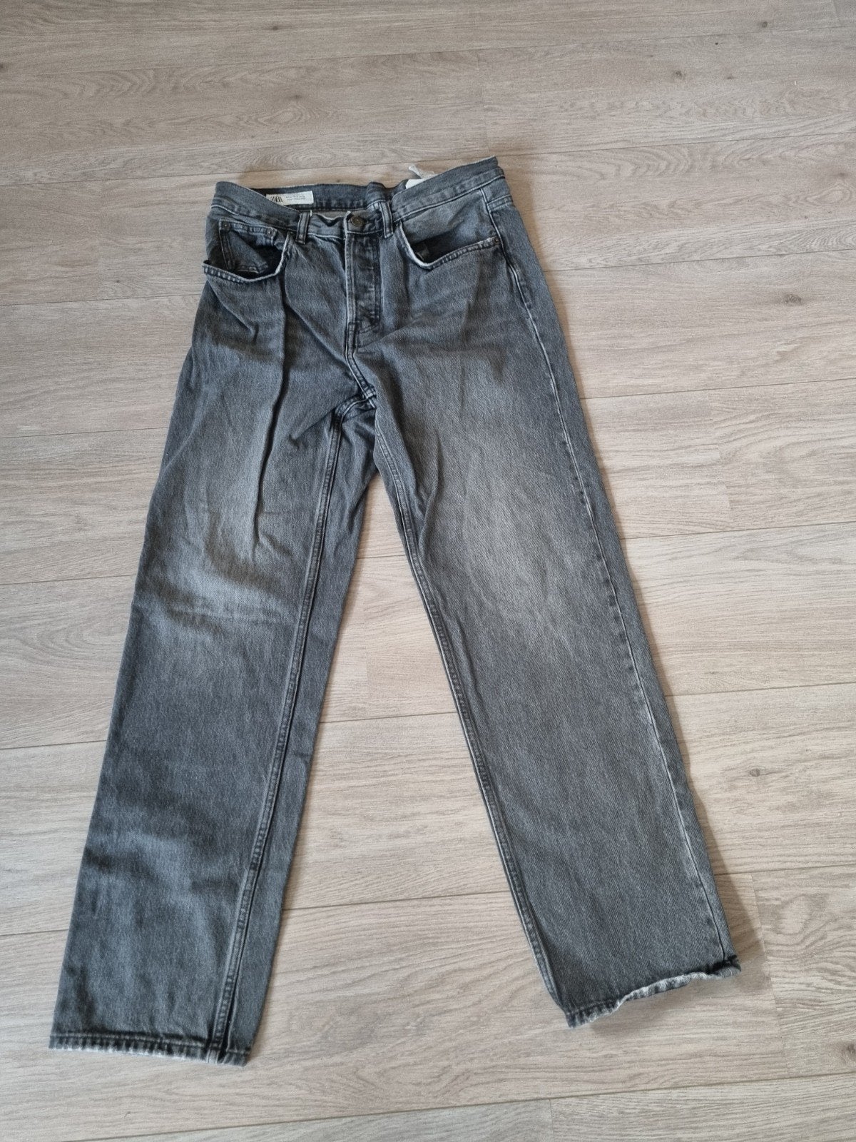 Zara heren jeans - Grijs - W32, Zara, W32 (confectie 46) of kleiner, Ophalen of Verzenden, Zo goed als nieuw
