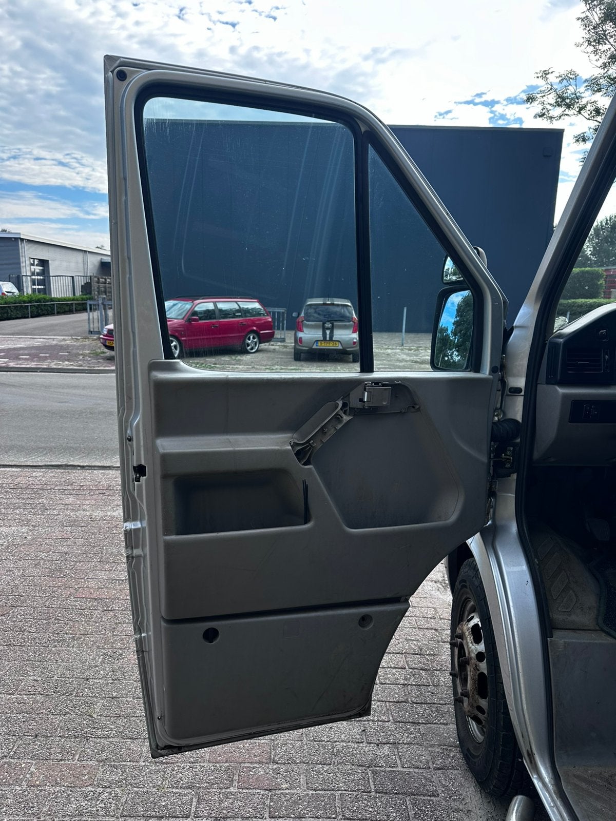 GEZOCHT : deurpaneel Volkswagen LT II, Auto-onderdelen, Ophalen of Verzenden, Nieuw, Volkswagen