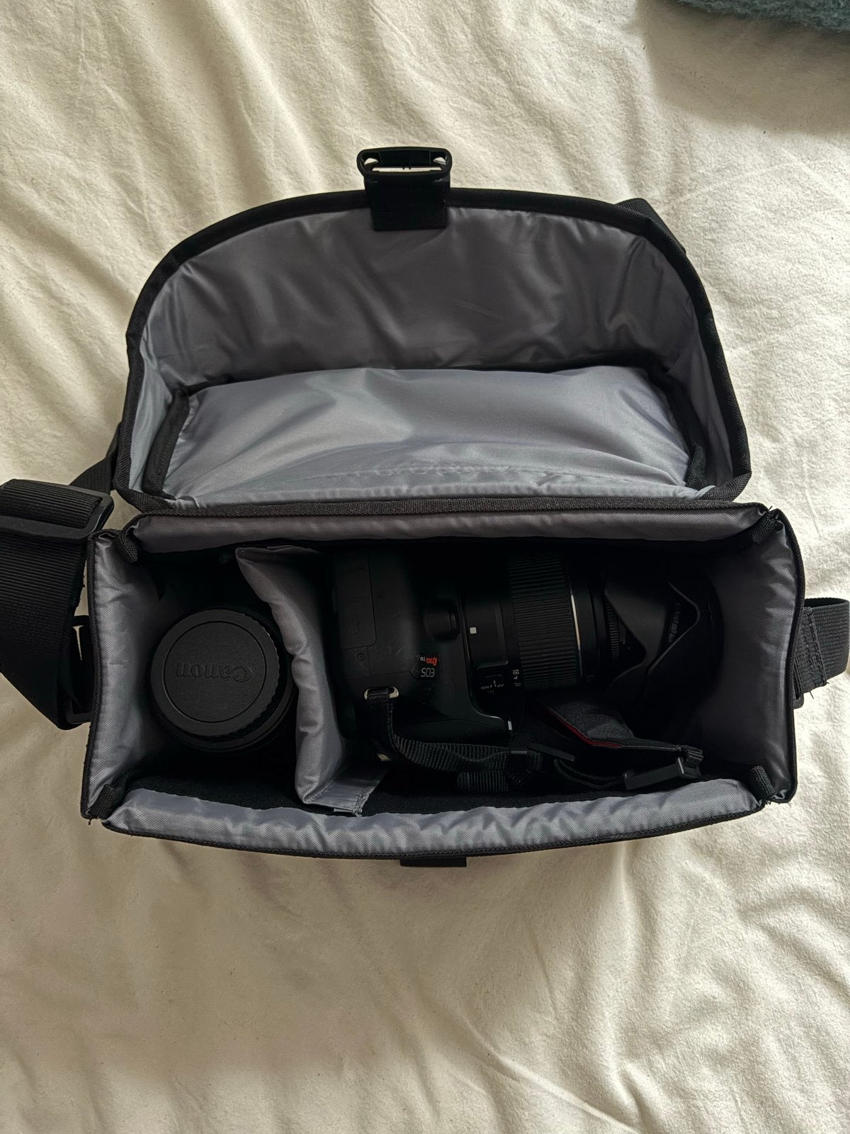 Canon EOS Rebel T6 DSLR Camera Kit, Gebruikt, Spiegelreflex, Canon, Ophalen of Verzenden