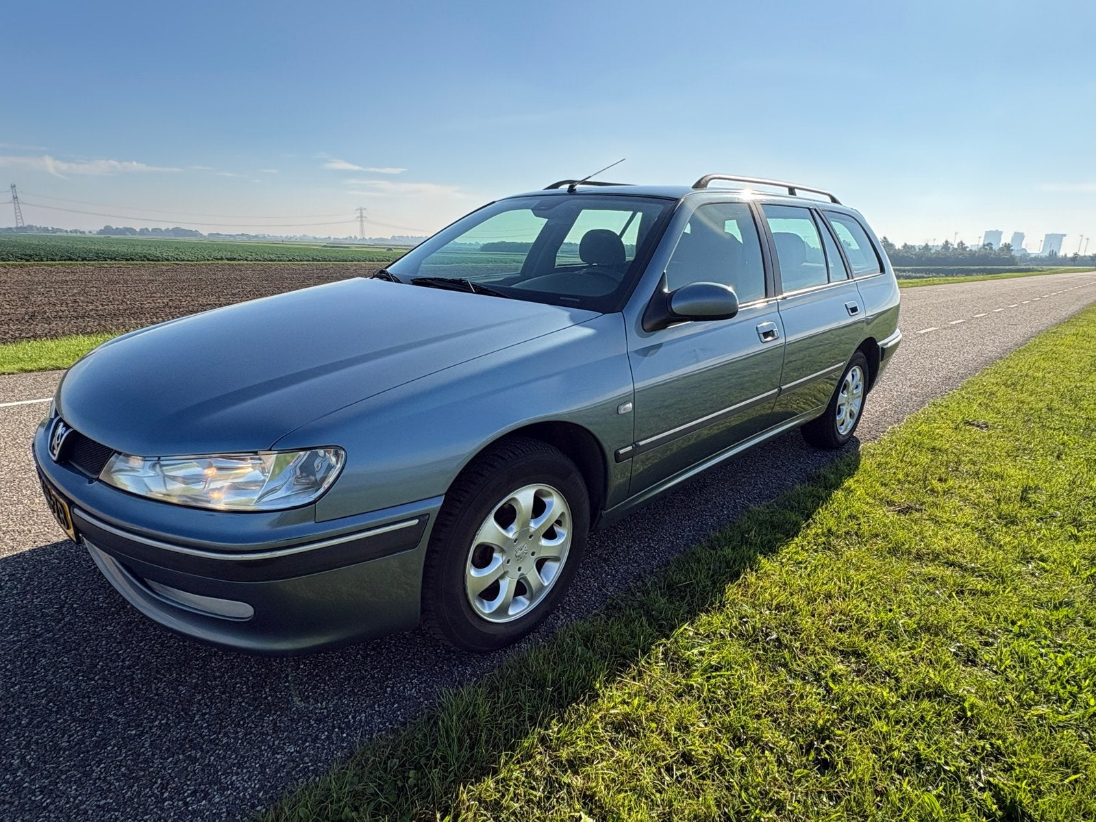 Peugeot 406 Break ST 1.8-16V 1e eigenaar UNIEK lage kmstand!, Auto's, 4 cilinders, Blauw, Stationwagon, Grijs