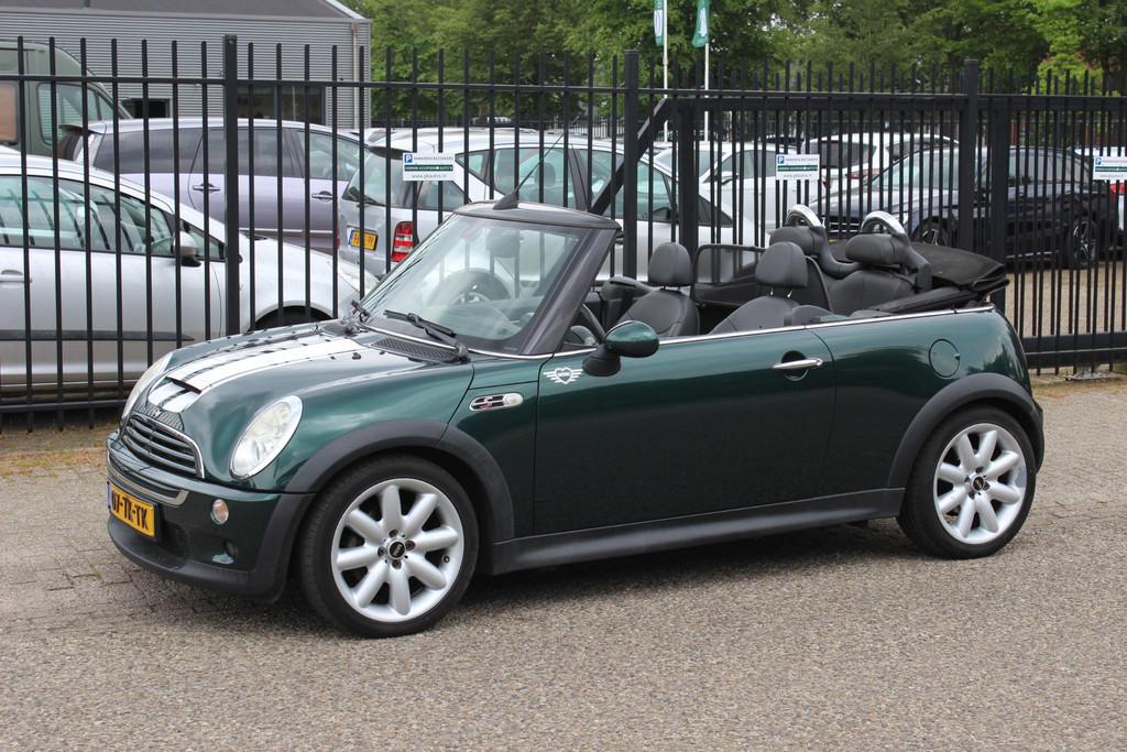Mini Mini Cabrio 1.6 Cooper S Automaat Chili, Gebruikt, Zwart, 4 cilinders, Cabriolet