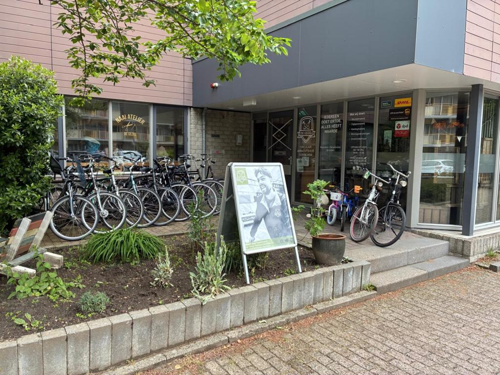 Stichting de Gezel gorinchem bied fietsen aan, Fietsen en Brommers, Fietsen | Dames | Damesfietsen, Ophalen, Gebruikt, Overige merken