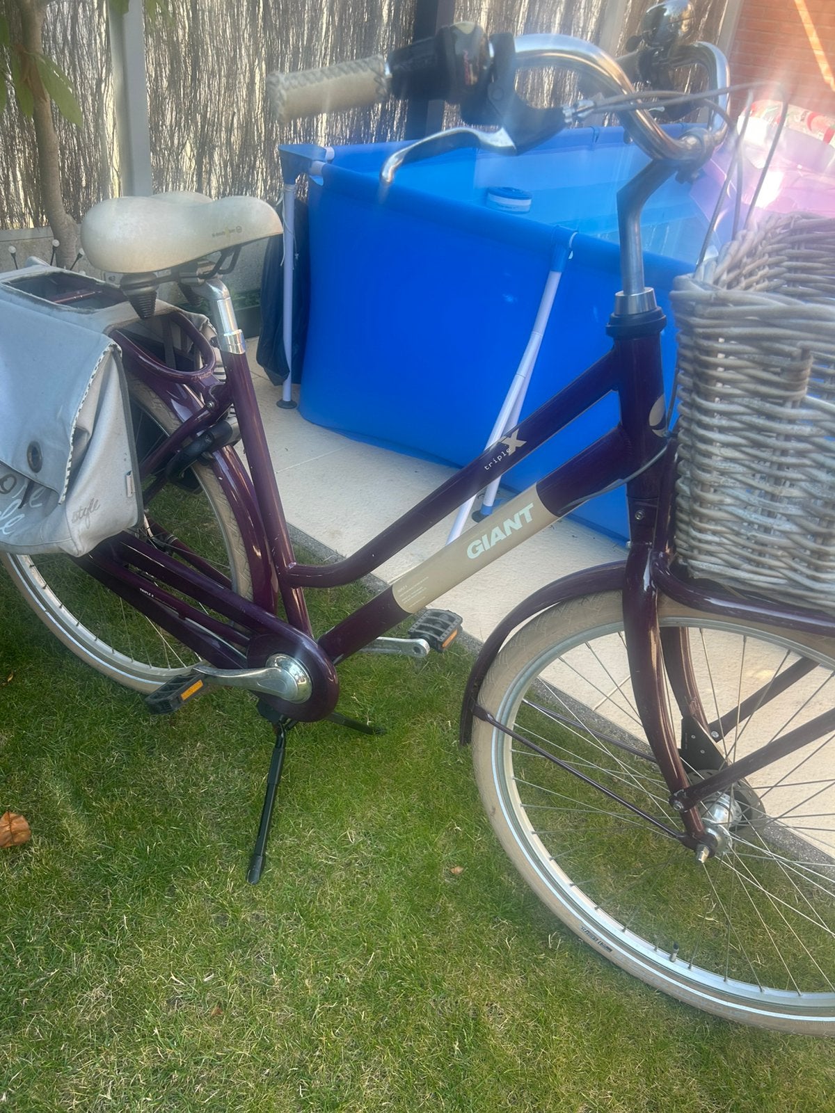 28 inch GIANT TRIPLE X damesfiets - zeer goede staat, Fietsen en Brommers, Fietsen | Meisjes, Ophalen, Zo goed als nieuw, 26 inch of meer