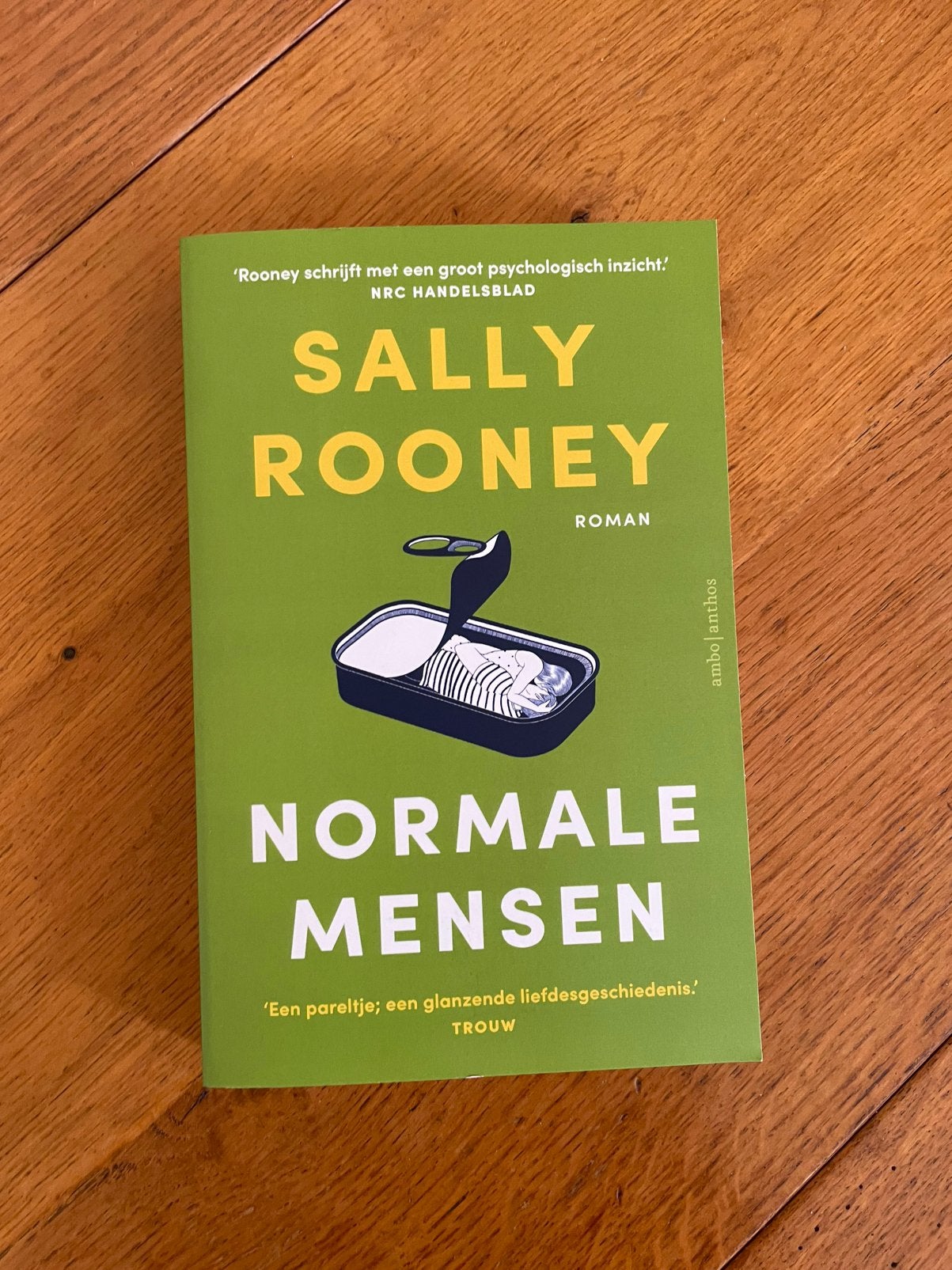 Sally Rooney - Normale mensen, Ophalen of Verzenden, Zo goed als nieuw, Sally Rooney